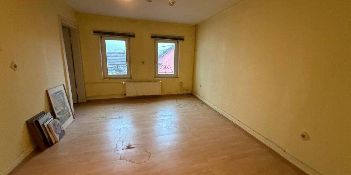 Reihenmittelhaus Erpel - 4 Zimmer, 90 m&sup2;, 79.000&euro; | Angebot:25984349