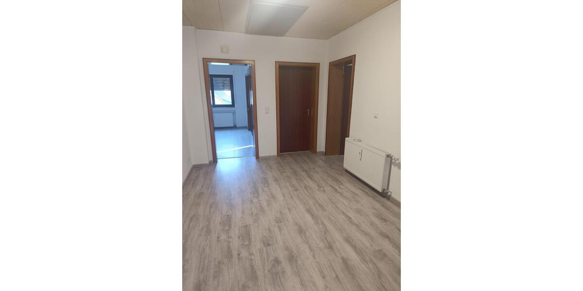 Dachgeschoßwohnung Kleinmaischeid - 4 Zimmer, 103 m&sup2;, 550&euro; | Angebot:25590919