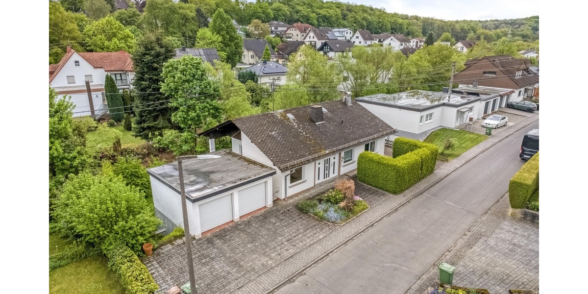 Großes Einfamilienhaus in ruhiger Lage am Aubach - Einfamilienhaus Staudt | Angebot:26586160