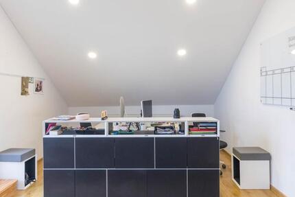 Wohnung Hilgert - 2 Zimmer, 120 m&sup2;, 990&euro; | Angebot:25883273