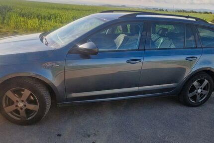 Skoda Octavia 160.400 km 10.000 &euro; Gering 56751
