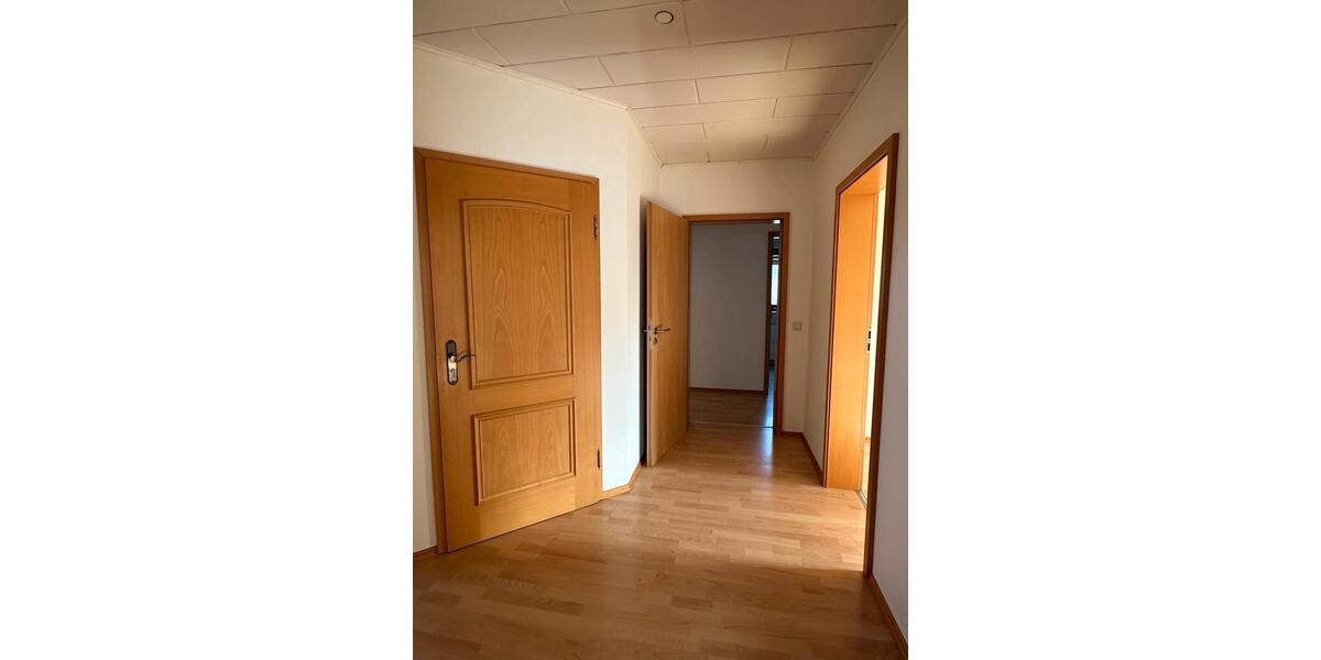 Etagenwohnung Mayen - 3 Zimmer, 85 m&sup2;, 950&euro; | Angebot:23855110