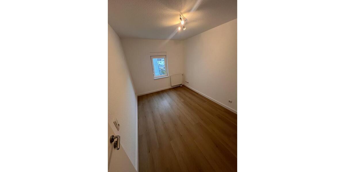 Etagenwohnung Bad Ems - 3 Zimmer, 125 m&sup2;, 1.250&euro; | Angebot:25355714