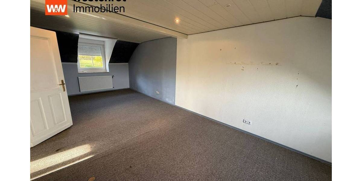 Einfamilienhaus Mayen / Hausen bei Mayen Hausen - 4 Zimmer, 140 m&sup2;, 250.000&euro; | Angebot:25731089