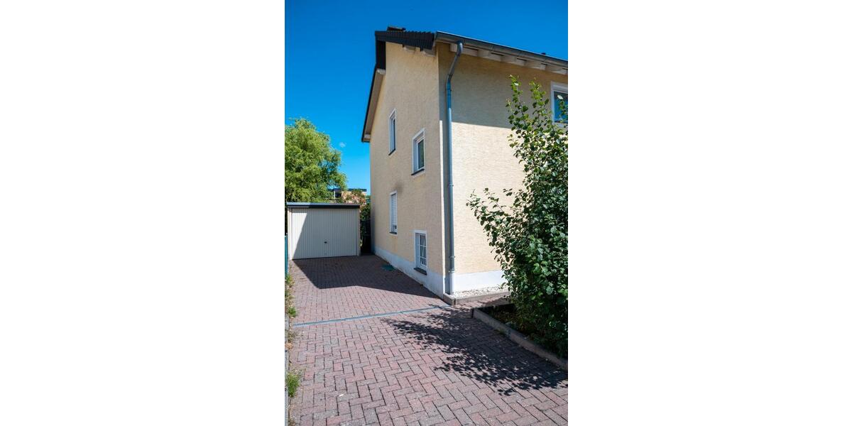 Mehrfamilienhaus, Wohnhaus Bad Neuenahr-Ahrweiler Ahrweiler - 6 Zimmer, 156 m&sup2;, 700.000&euro; | Angebot:25962875