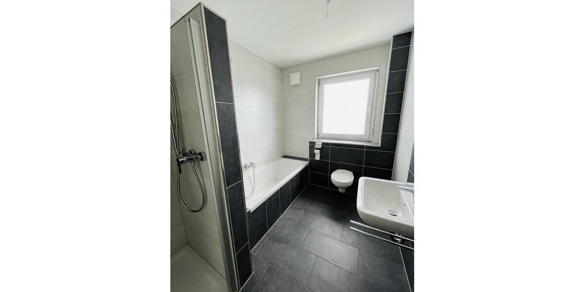 Erdgeschoßwohnung Andernach - 3 Zimmer, 99 m&sup2;, 1.180&euro; | Angebot:25436883