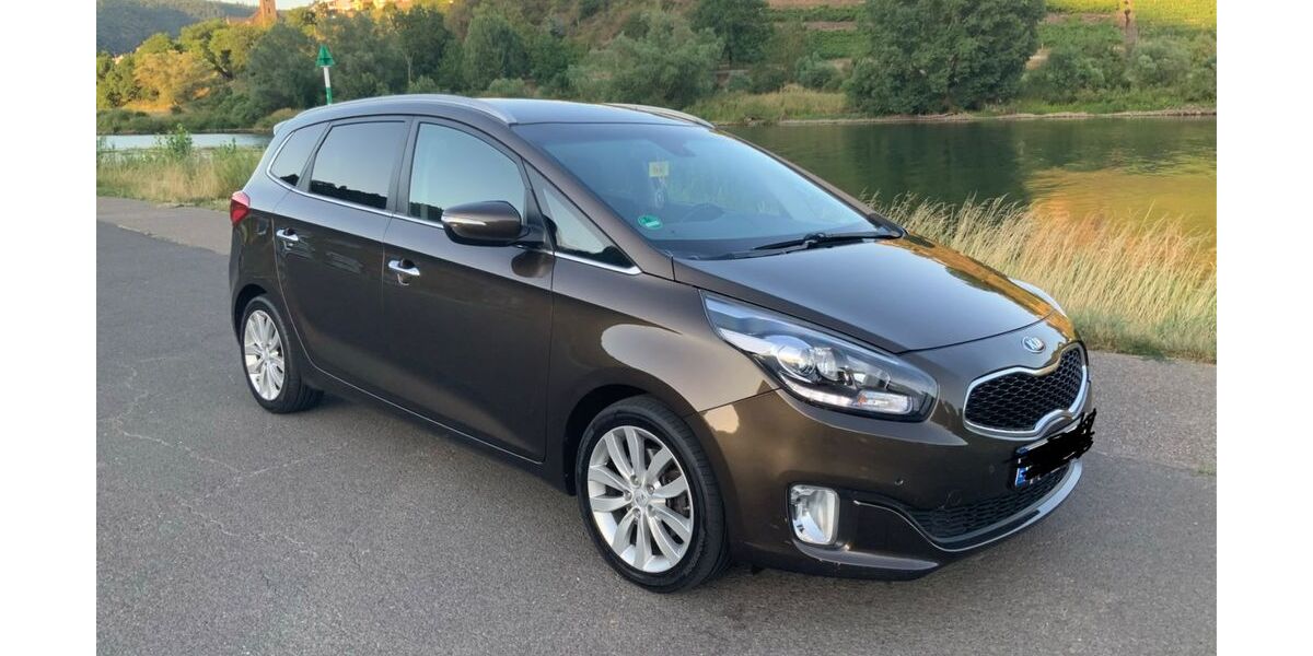 Kia Carens 213.000 km 6.850 &euro; Lehmen 56332