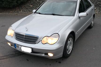 Mercedes-Benz C 200 176.000 km 2.899 &euro; Dürrholz 56307