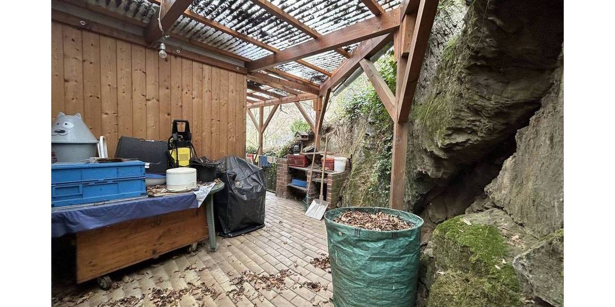 Etagenwohnung Bad Ems - 5 Zimmer, 193 m&sup2;, 219.000&euro; | Angebot:26065675