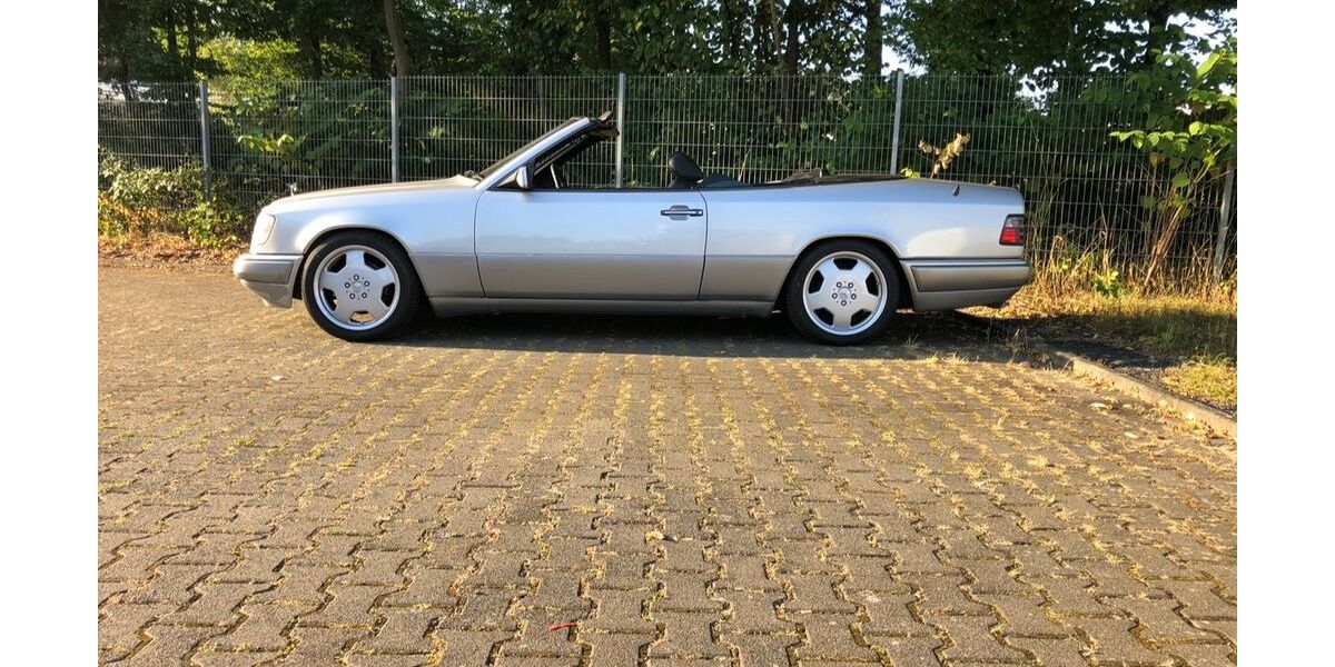 Mercedes-Benz E 220 295.000 km 9.900 &euro; Horhausen 56593