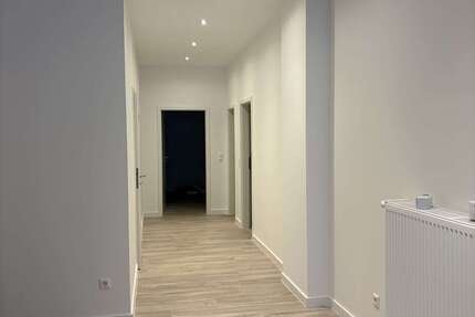 Wohnung Bad Neuenahr - 2 Zimmer, 105 m&sup2;, 855&euro; | Angebot:23797422