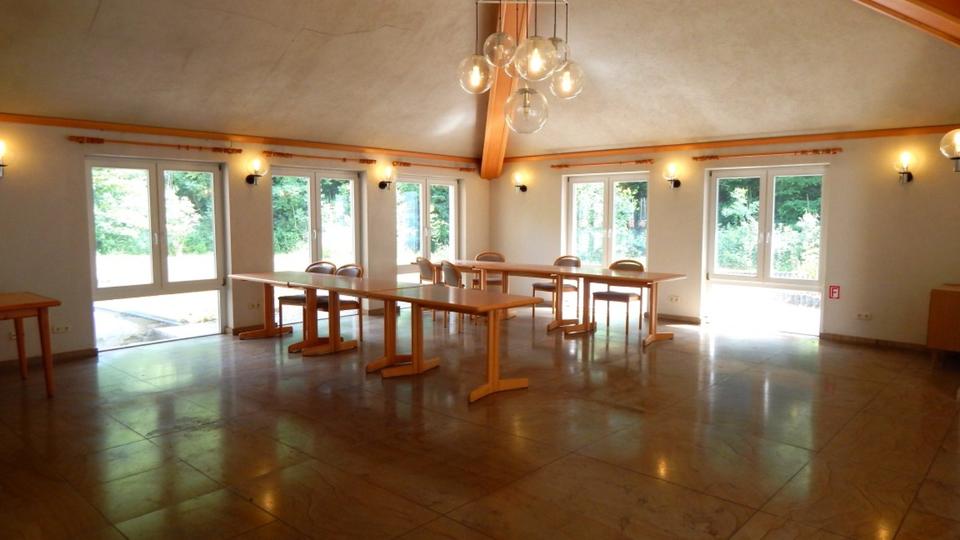 Etagenwohnung Mayen - 1 Zimmer, 10 m&sup2;, 315&euro; | Angebot:24756396