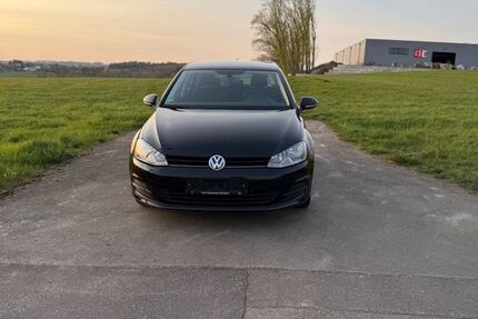 VW Golf 147.000 km 6.800 &euro; Großmaischeid 56276