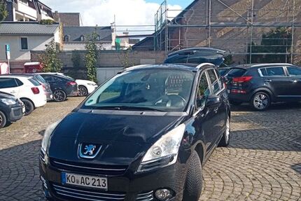 Peugeot 5008 150.000 km 6.499 &euro; Koblenz 56072