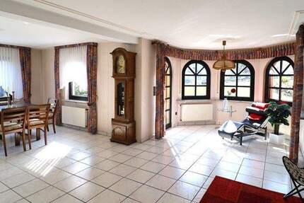 Haus Vettelschoß - 6 Zimmer, 169 m&sup2;, 295.000&euro; | Angebot:25672107