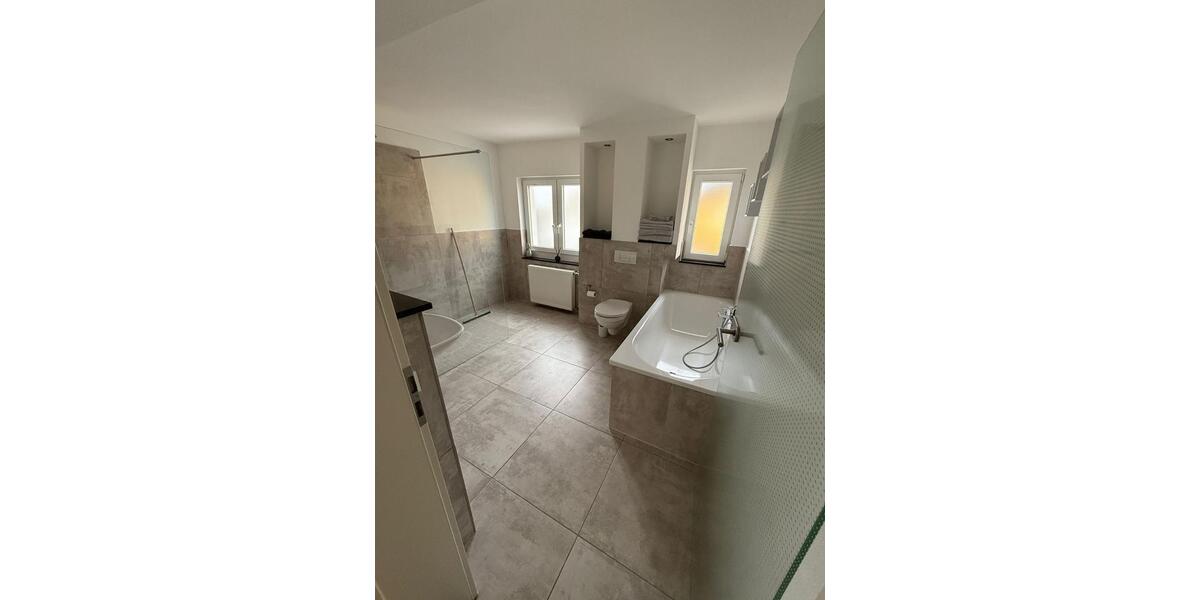 Etagenwohnung Dürrholz - 2 Zimmer, 78 m&sup2;, 690&euro; | Angebot:25887785