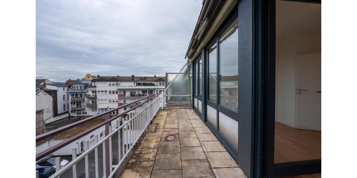 Dachgeschoßwohnung Neuwied - 4 Zimmer, 125 m&sup2;, 1.600&euro; | Angebot:26647774