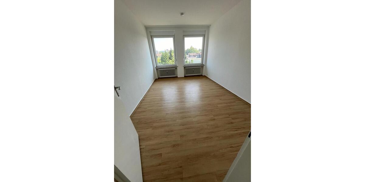 Etagenwohnung Neuwied - 3 Zimmer, 88 m&sup2;, 704&euro; | Angebot:25886791