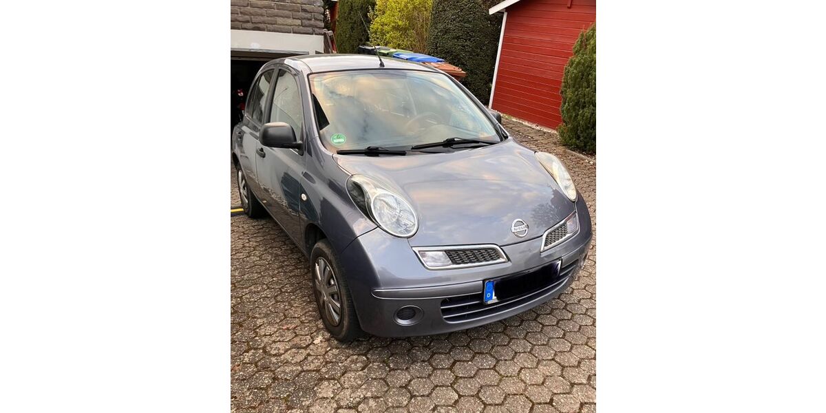 Nissan Micra 118.000 km 1.850 &euro; Unkel 53572