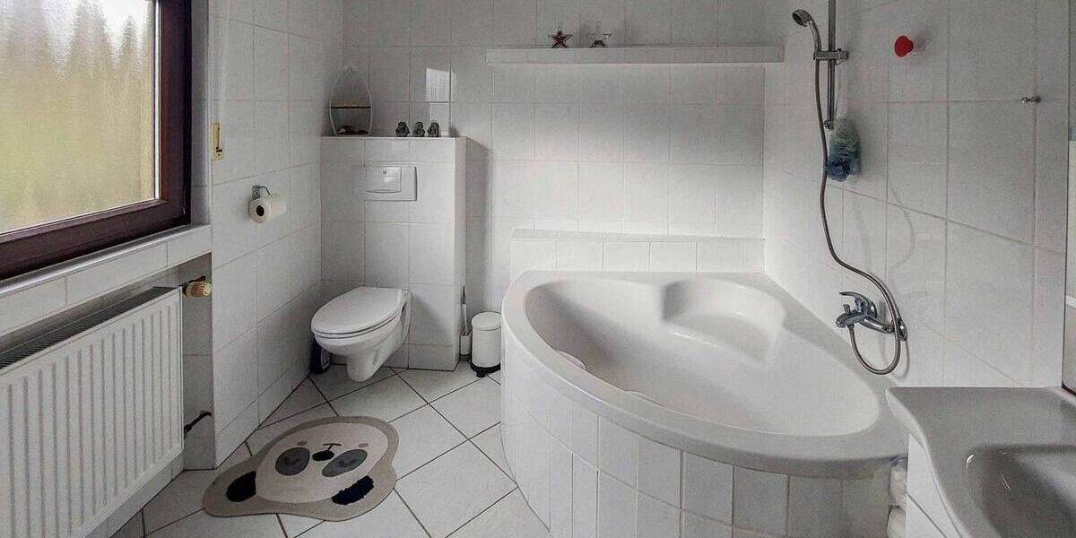 Mehrfamilienhaus, Wohnhaus Leutesdorf - 9 Zimmer, 360.000&euro; | Angebot:25866874