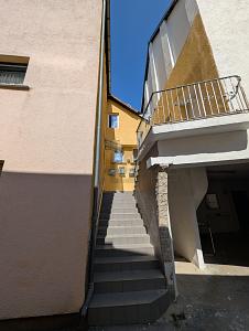 ATTRAKTIVE ANLAGE MIT ENTWICKLUNGSPOTENZIAL - Mehrfamilienhaus, Wohnhaus Bad Breisig | Angebot:26766114