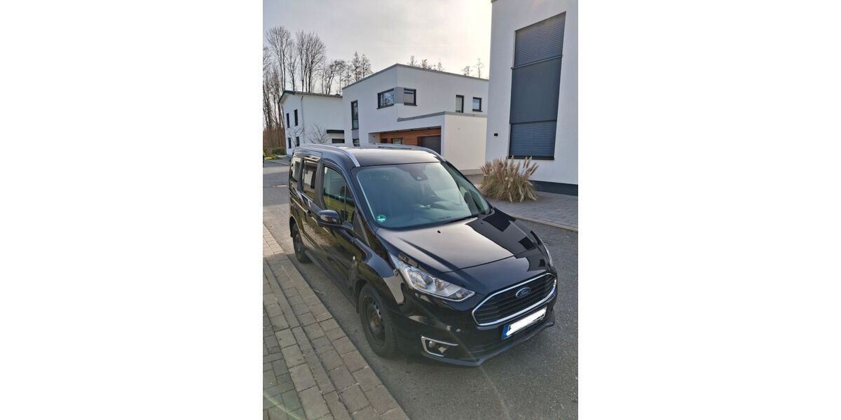 Ford Tourneo Connect 112.858 km 10.399 &euro; Montabaur 56410