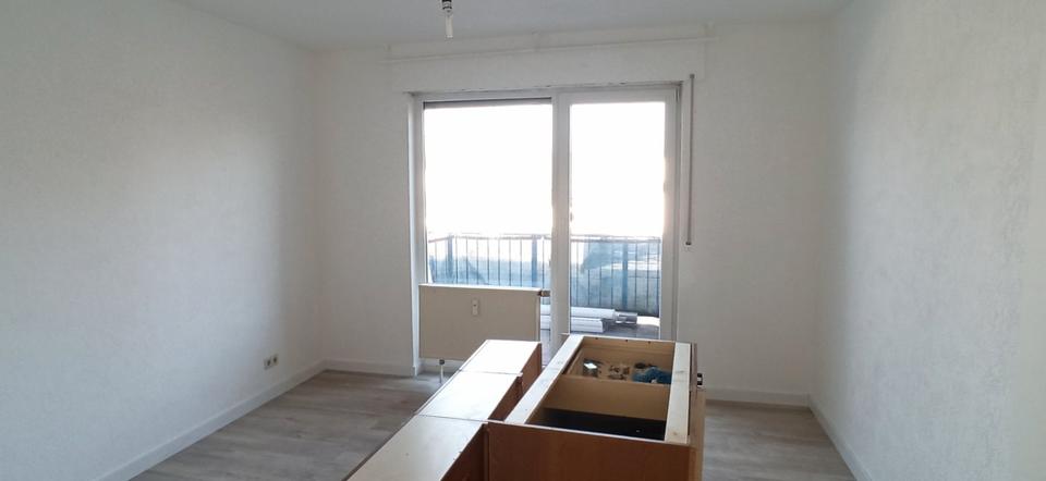 Dachgeschoßwohnung Neuwied - 3 Zimmer, 82 m&sup2;, 765&euro; | Angebot:26645357