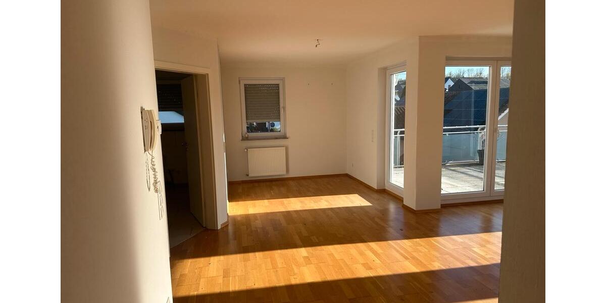 Dachgeschoßwohnung Koblenz Karthause - 3 Zimmer, 140 m&sup2;, 850&euro; | Angebot:24674540