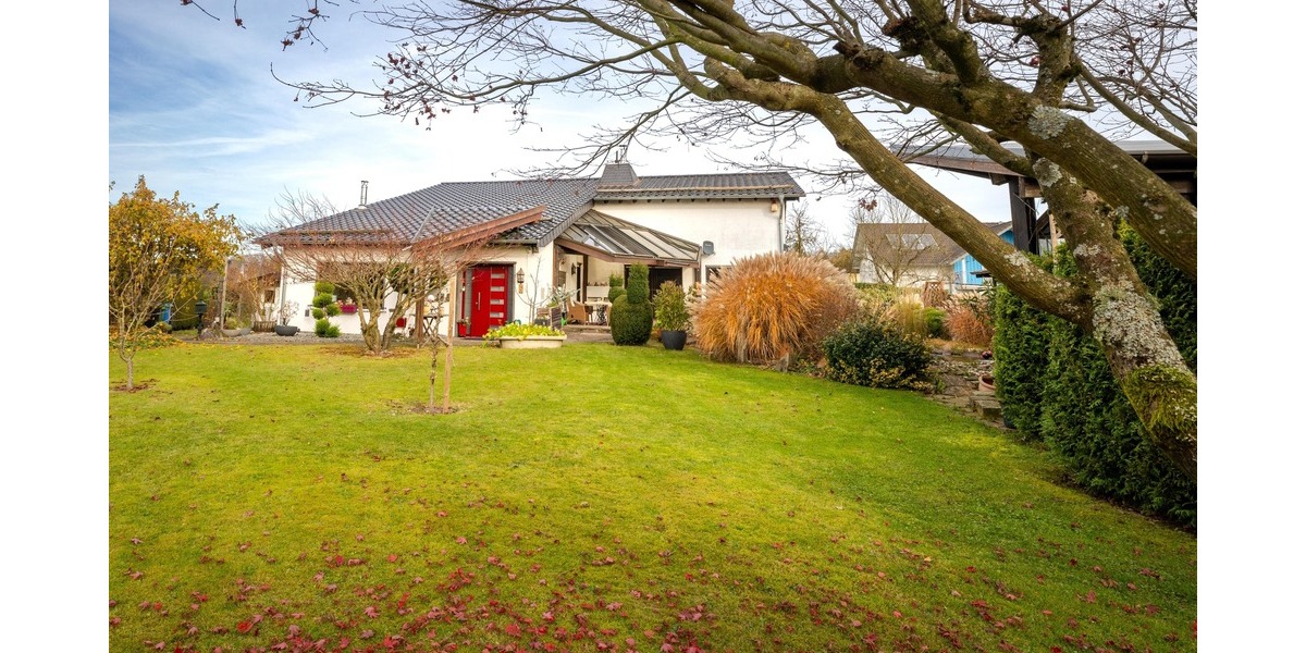 ! Außergewöhnliches Haus mit traumhaftem Garten ! - Einfamilienhaus Rüscheid | Angebot:23662269