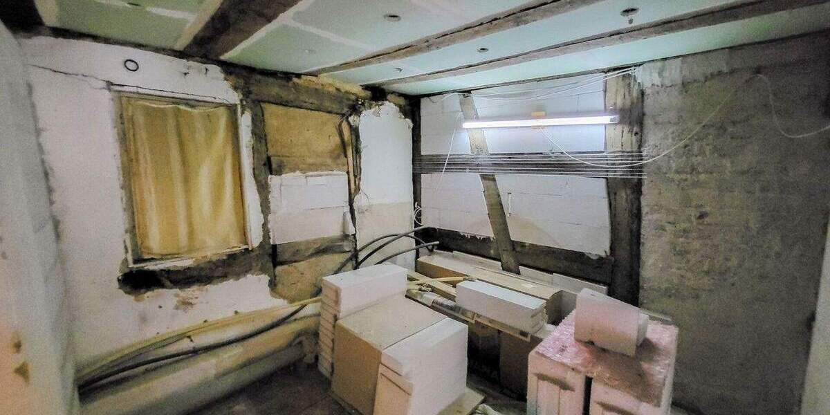 Einfamilienhaus Dausenau - 6 Zimmer, 140 m&sup2;, 79.000&euro; | Angebot:25691927