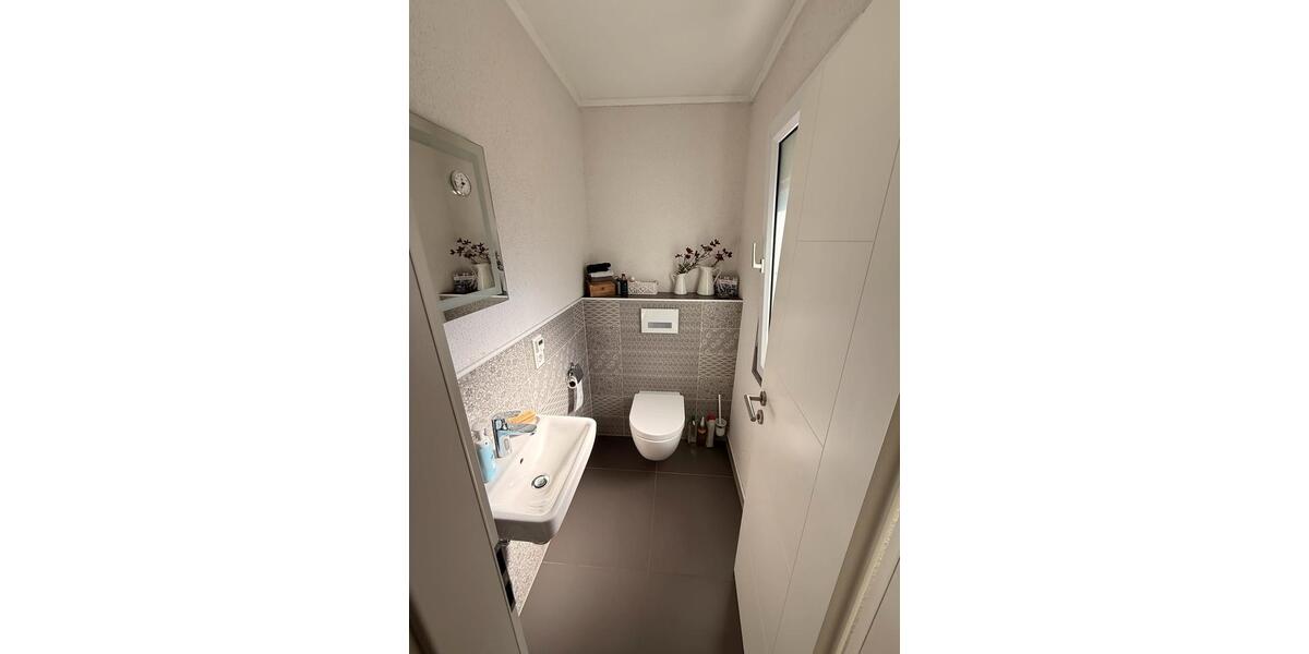 Einfamilienhaus Halsenbach - 4 Zimmer, 130 m&sup2;, 330.000&euro; | Angebot:26080077