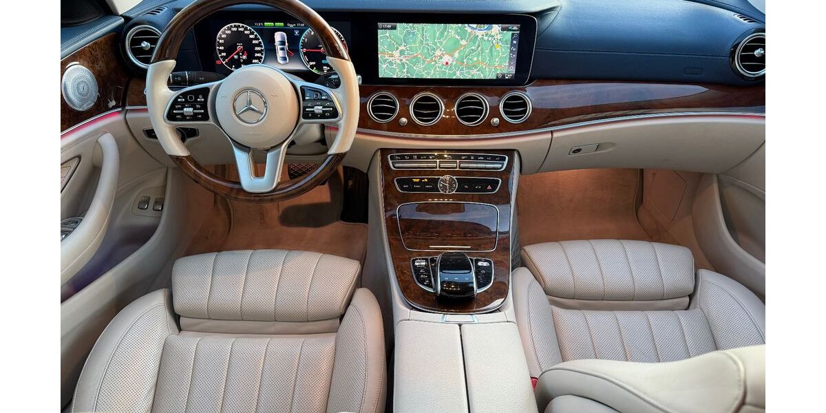 Mercedes-Benz E 300 125.000 km 29.900 &euro; Wirges 56422