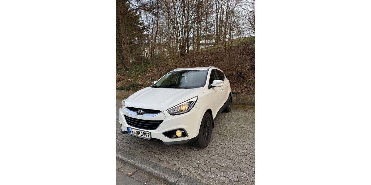 Hyundai ix35 172.400 km 8.599 &euro; Montabaur 56410