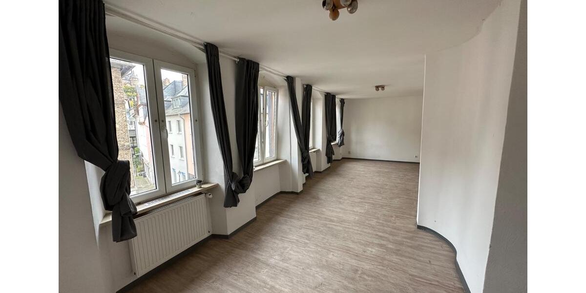 Mehrfamilienhaus, Wohnhaus Koblenz Arenberg-Immendorf - 14 Zimmer, 250 m&sup2;, 450.000&euro; | Angebot:26833686