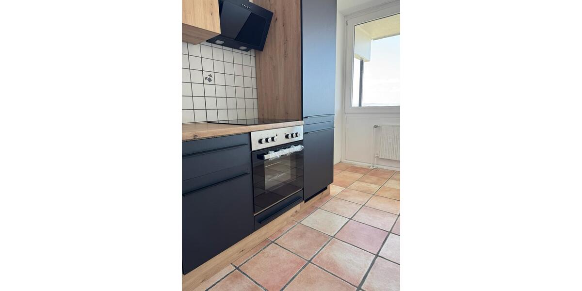 Etagenwohnung Breitscheid - 2 Zimmer, 72 m&sup2;, 1.300&euro; | Angebot:25965357