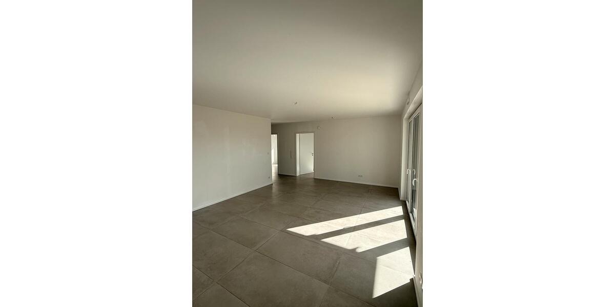 Terrassenwohnung Breitscheid - 3.5 Zimmer, 115 m&sup2;, 980&euro; | Angebot:25352896