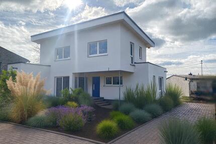 Haus Ochtendung - 5 Zimmer, 177 m&sup2;, 1.950&euro; | Angebot:25336199