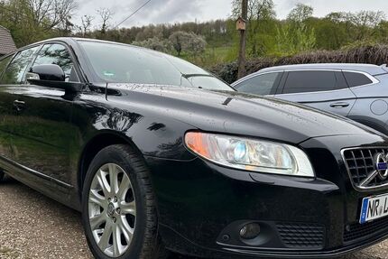 Volvo V70 242.416 km 6.390 &euro; Bad Hönningen 53557
