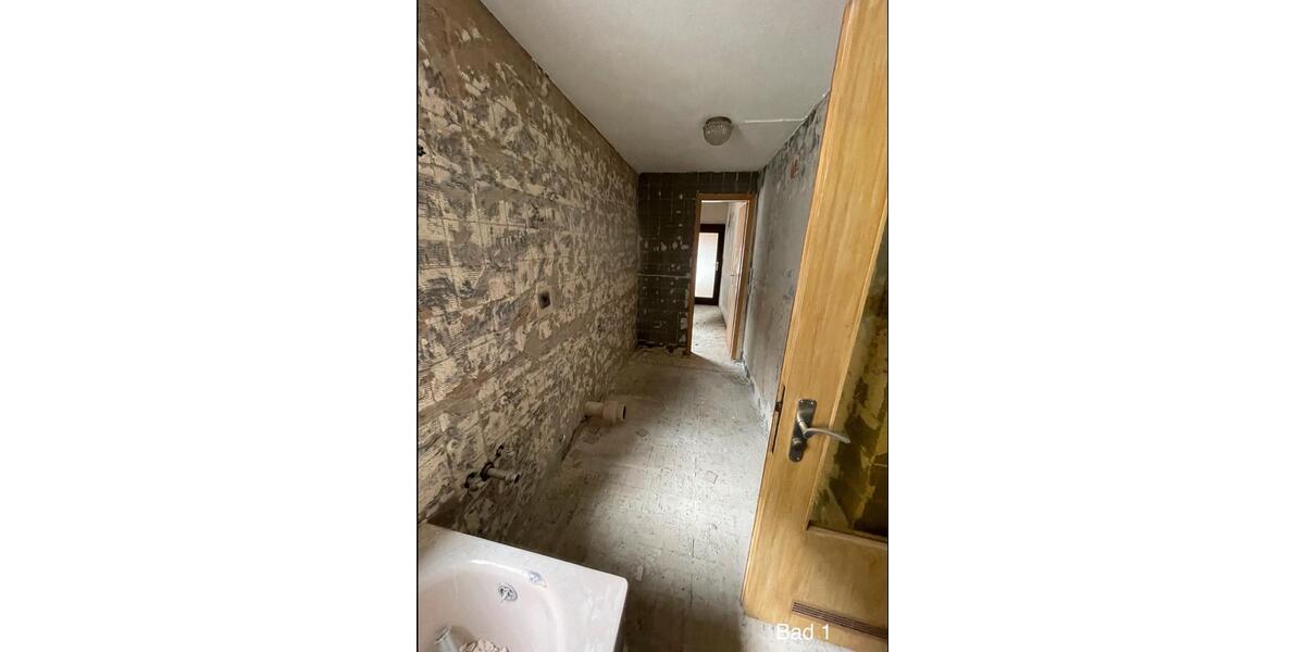 Einfamilienhaus Montabaur - 5 Zimmer, 248 m&sup2;, 100.000&euro; | Angebot:27108513