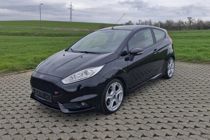 Ford Fiesta 104.000 km 9.990 &euro; Mayen 56727