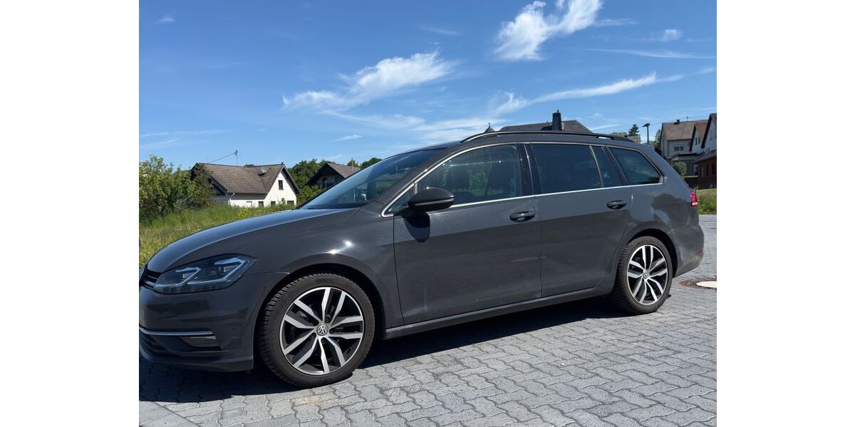 VW Golf 153.000 km 15.700 &euro; Münstermaifeld 56294