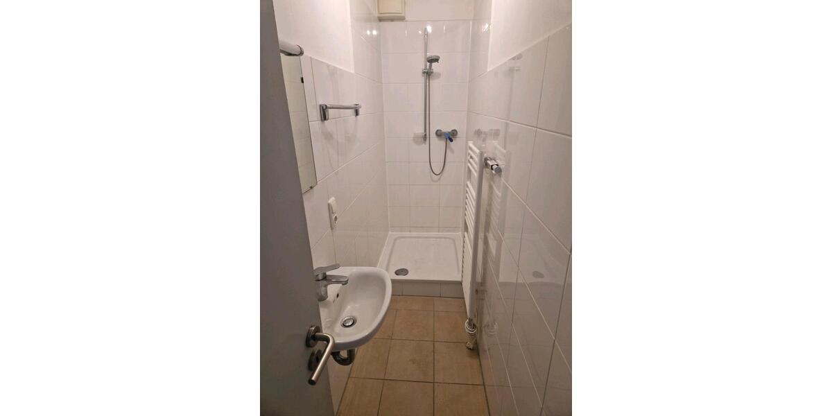 Etagenwohnung Andernach - 4 Zimmer, 95 m&sup2;, 1.000&euro; | Angebot:25049815