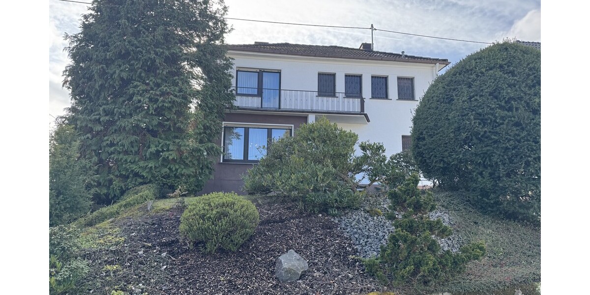 Zwei-Parteienhaus mit Baugrund - Zweifamilienhaus Niederzissen | Angebot:25145612