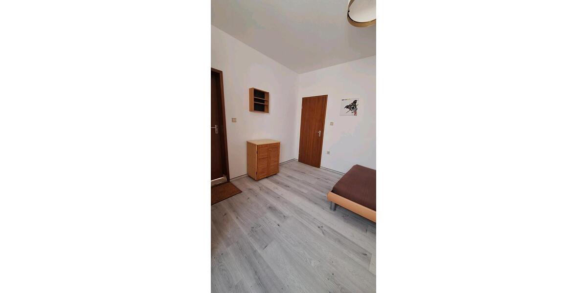Etagenwohnung Steimel - 1 Zimmer, 20 m&sup2;, 295&euro; | Angebot:25893796