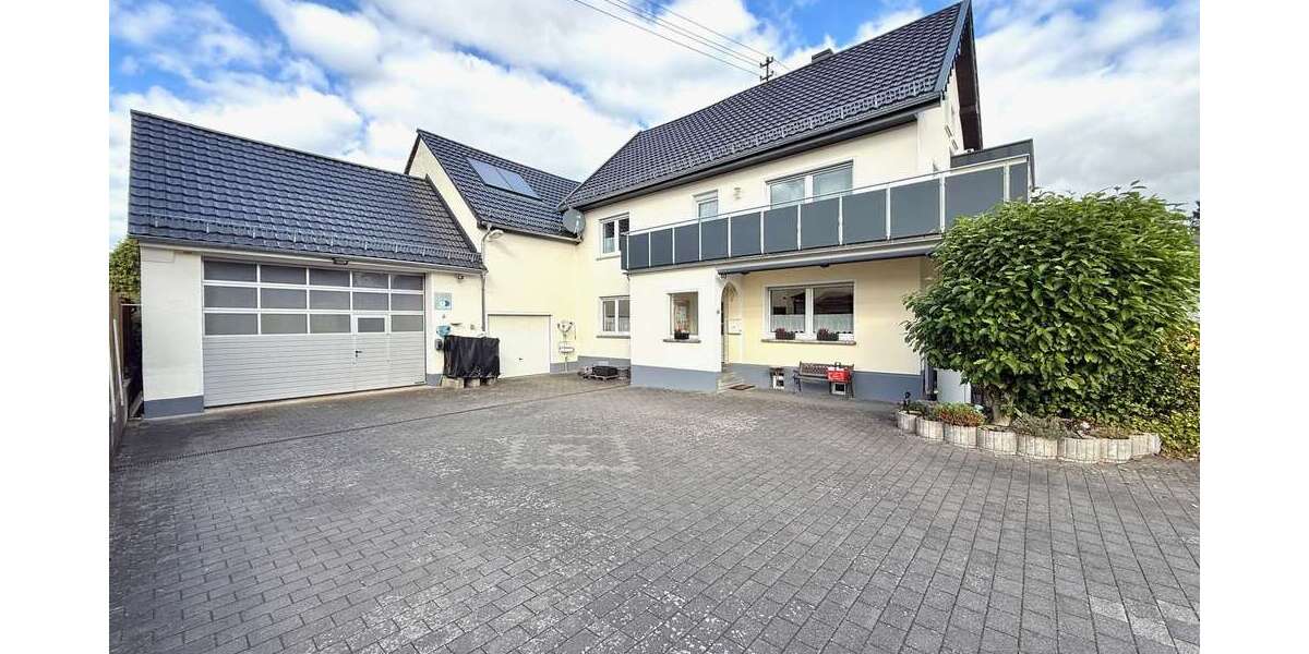 Einfamilienhaus Montabaur - 6 Zimmer, 218 m&sup2;, 450.000&euro; | Angebot:23355784