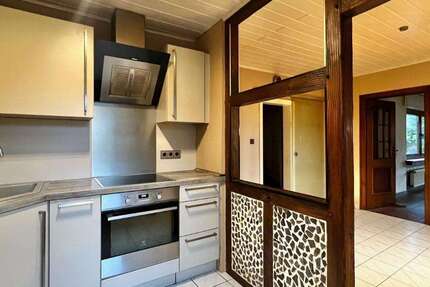 Haus Weibern - 6 Zimmer, 220 m&sup2;, 179.000&euro; | Angebot:24155329