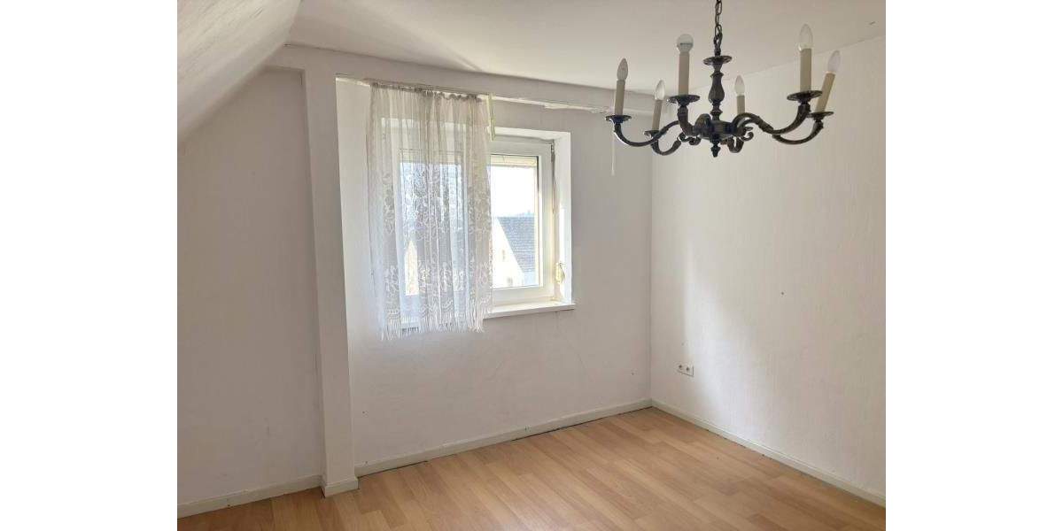 Einfamilienhaus Nauort - 1 Zimmer, 235 m&sup2;, 259.000&euro; | Angebot:25734855