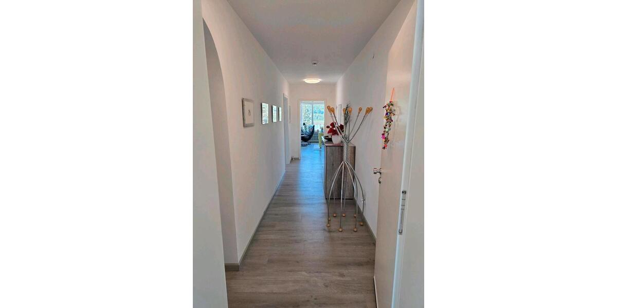 Einfamilienhaus Erpel - 4 Zimmer, 145 m&sup2;, 1.550&euro; | Angebot:26505173