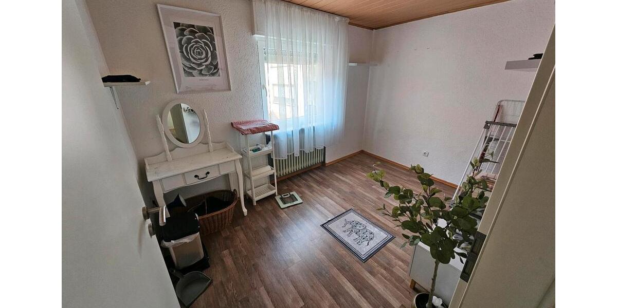 Einfamilienhaus Neuwied Feldkirchen - 5 Zimmer, 115 m&sup2;, 1.100&euro; | Angebot:26593541