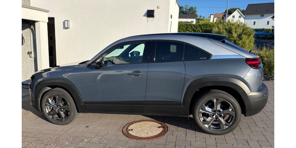 Mazda MX-30 28.800 km 14.600 &euro; Neuhäusel 56335